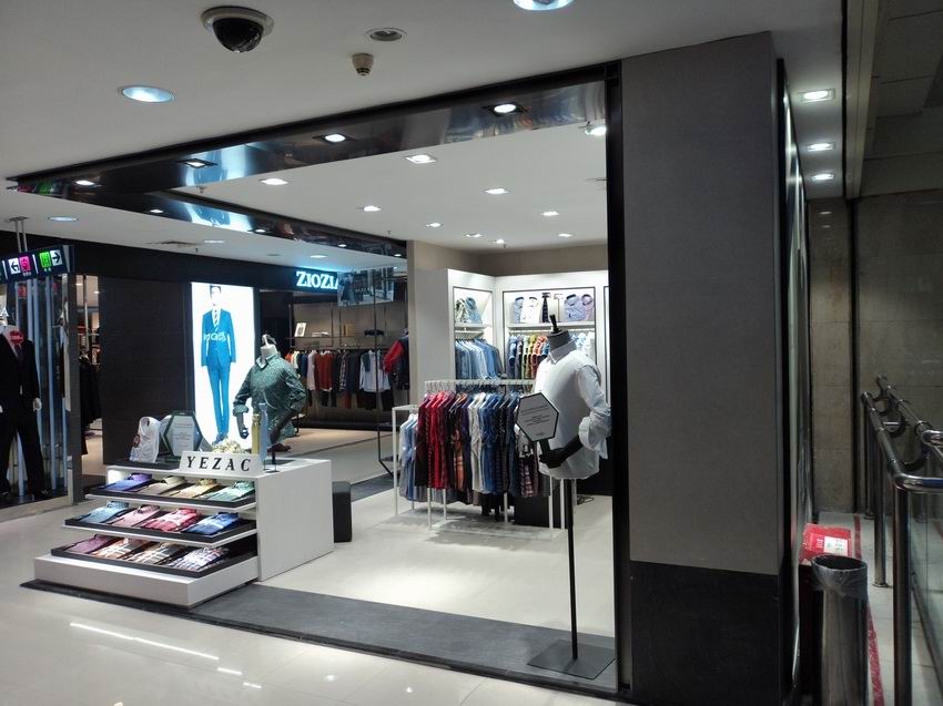 BON g floor 男装店铺