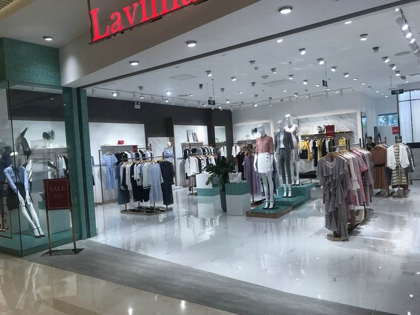 Lavinia 女装